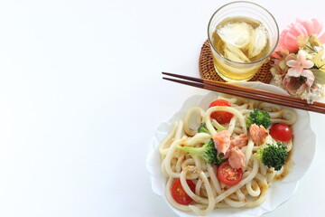 Wall Mural - Japanese summer dish, salmon and vegetable Udon noodles salad