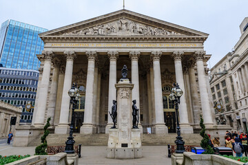 Wall Mural - Royal Exchange, housing restaurants and bars in a 1844 historic trading center with tourists in front in London, England