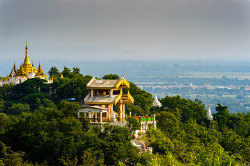 Wall Mural - It's Temple in Sagaing, Myanmar