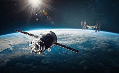 Leinwandbilder - Spaceship and ISS station on orbit of the Earth planet. Outer space. Elements of this image furnished by NASA
