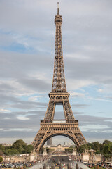Wall Mural - view of the eiffel tower