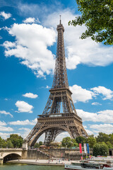 Wall Mural - view of the eiffel tower