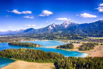 Wall Mural - Faaker See lake and Mittagskogel mountain in Carinthia, Austria