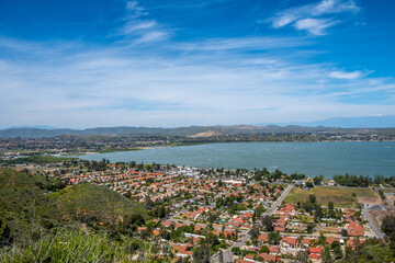 Wall Mural - A small clear lake along the Riverside County of Lake Elsinore, California