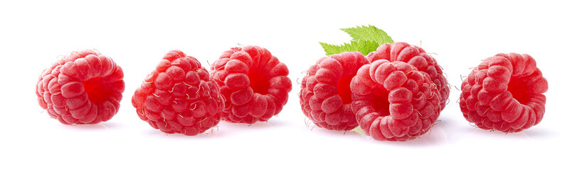 Poster - Raspberry with leaves in closeup on white background