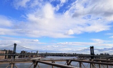 city bridge ny river attraction