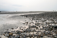 Sea Pebble On Beach And Sea Waves - 