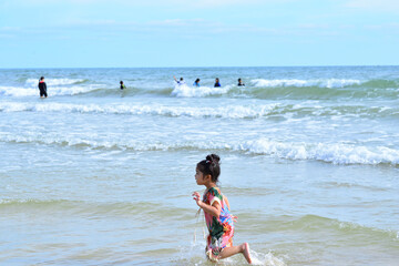 Wall Mural - Little Girl at The Sea