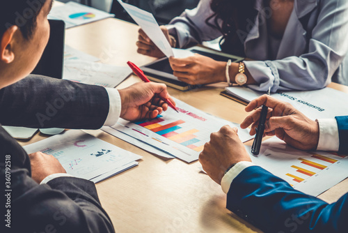 Fotografía Smart businessman and businesswoman talking discussion in group meeting at office table in a modern office interior