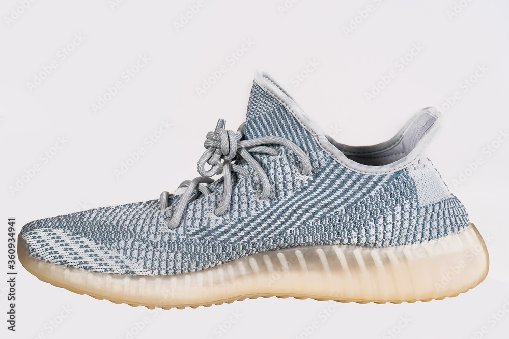adidas yeezy russia