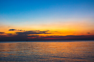 Wall Mural - sunset over the sea