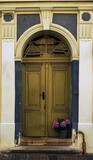 Fototapeta Do pokoju - old door in the old town