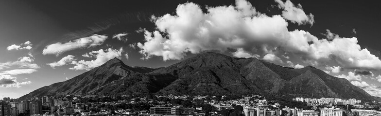 Panoramica Caracas - El Avila 2