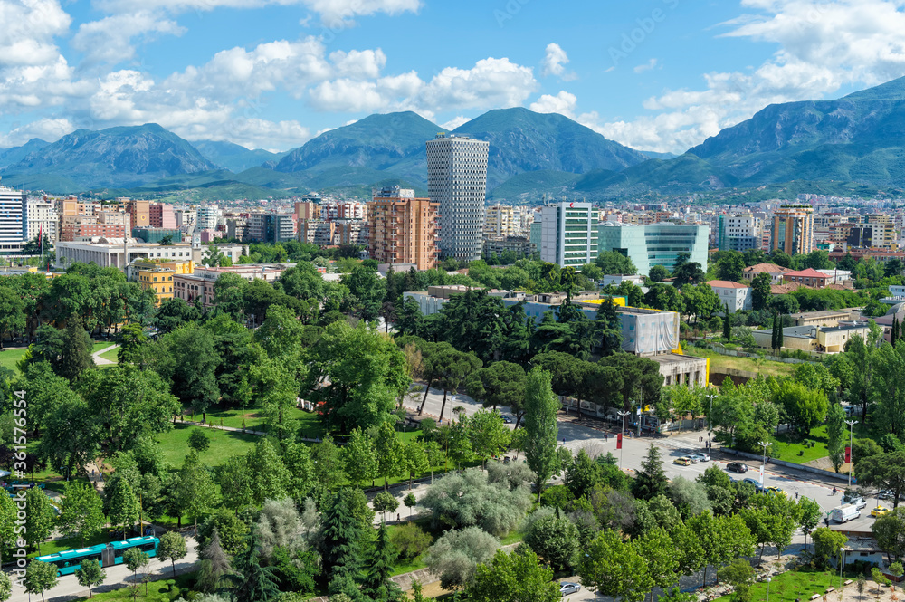Obraz na płótnie View over Tirana, Tirana, Albania w salonie