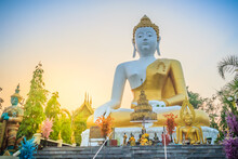 Beautiful Big Buddha Image At Wat Phra That Doi Kham. Chiang Mai, Thailand. Wat Phra That Doi Kham (Wat Doi Kham Or The Golden Temple) Is Located At The Top Of A Hill To The South West Of The City.