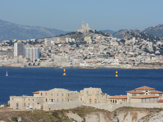 Wall Mural - marseille vue depuis île du frioul 