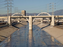 View Of The Los Angeles River And Old 6th Street Bridge In Southern California.  Bridge Was Torn Down And Replaced In 2019.