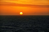Fototapeta Zachód słońca - Sonnenaufgang auf dem Atlantik