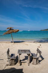 Wall Mural - Beach Umbrella and Sunbed, Koh Mak Beach, Koh Mak island, Thailand.