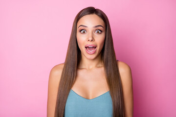 Poster - Close up photo of impressed shocked girl listen wonderful private confidential novelty scream shout wear good look spring style outfit isolated over pink color background