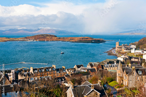 Fotografía View towards the Isle Kerrera and the Isle of Mull from McCaig's Tower, Oban