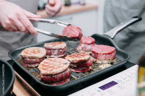 Fotomural Raw beef meat for cooking steak