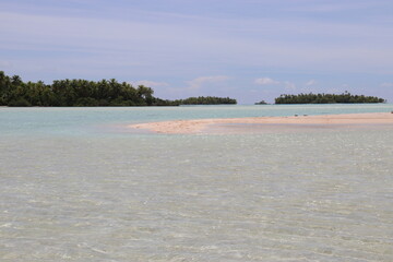 Wall Mural - Banc de sable rose à Rangiroa, Polynésie française