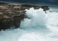 Large Waves Smash The Cliff Coast Of Sydney