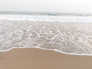 Wall Mural - waves on the beach