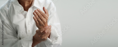 Cuadros en Lienzo arthritis old person and Elderly woman female suffering from pain at home
