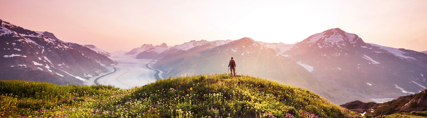 Wall Mural - Hike in Canada