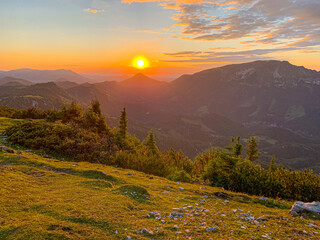 Wall Mural - Sonnenuntergang über dem Ötscher, von der Gemeindealpe aus