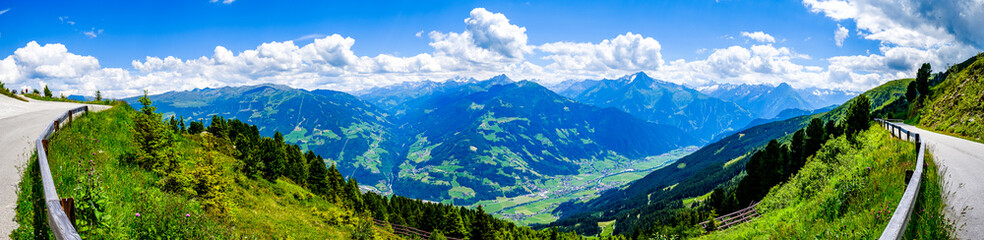 Canvas Print - landscape at the zillertal in austria