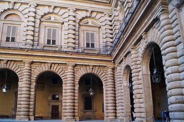 Wall Mural - Courtyard of Pitti Palace in Florence, Italy