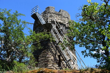 Wall Mural - Stefanswarte, Ruine der Entersburg bei Bad Bertrich