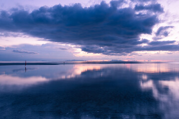 Wall Mural - Sunset dramatic   tropical big rain cloud blue sky and sea