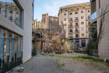 Canvas Print - Ancient Roman ruins and ruins of crusader castle and Roman Remains in Centre Ville - Beirut Central District, Lebanon