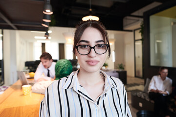 Poster - portrait of businesswoman with glasses