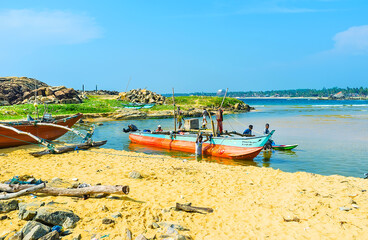 Poster - Fishermen in Kumarakanda harbor, Hikkaduwa, Sri Lanka