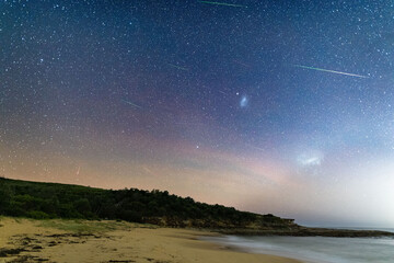 Wall Mural - meteors over the beach