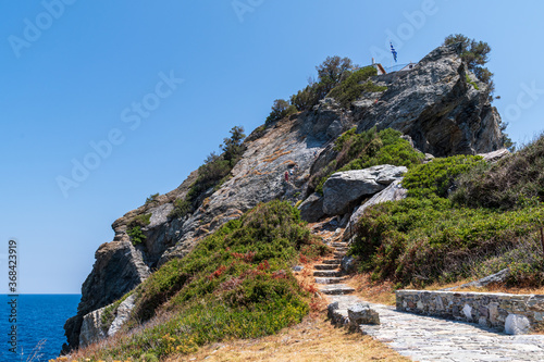Fotomural Agios Ioannis chapel in Skopelos is the filming location of Mamma Mia movie
