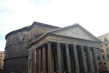 The Roman Pantheon In All Its Grandeur