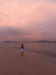 Atardecer en Koh Mook, Tailandia