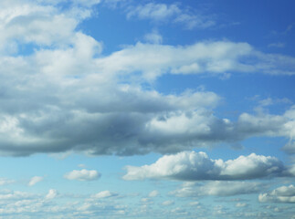 clouds in the blue sky