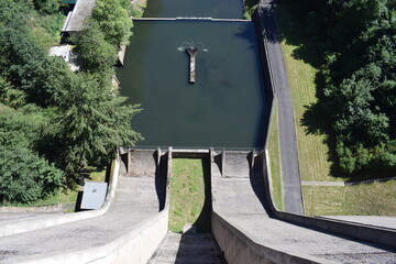 Poster - Blick von der Staumauer der Oleftalsperre, Eifel