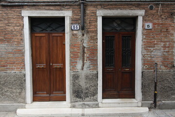 Canvas Print - old wooden doors