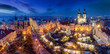 canvas print picture - Panorama der Altstadt von Prag, Tschechische Republik, am Abend mit Weihnachtsmarkt unt bunten Lichtern zur Adventszeit im Winter