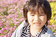 © TMM.com - 花畑の子供