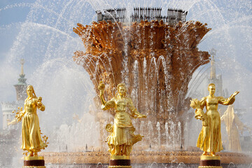 Wall Mural - The Peoples Friendship Fountain in VDNKh park in Moscow. Soviet architecture in summer, russian landmark