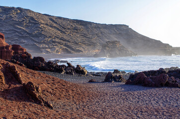 Canvas Print - El Golfo bay on Lanzarote island, Spain